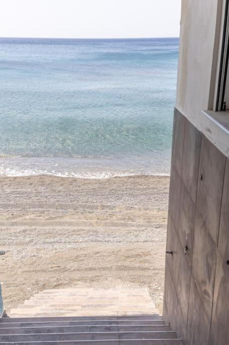 Ioannis Rooms Δωμάτια Με Θεα Στη Θαλασσα Paránimfoi Exterior foto